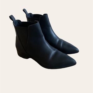 &Other Stories Leather Ankle Boots